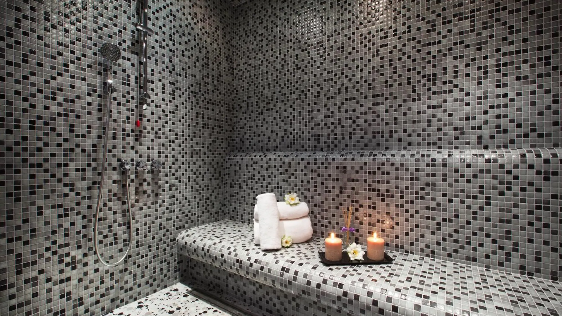 **** Hotel Mercure Tbilisi Old Town Georgia
