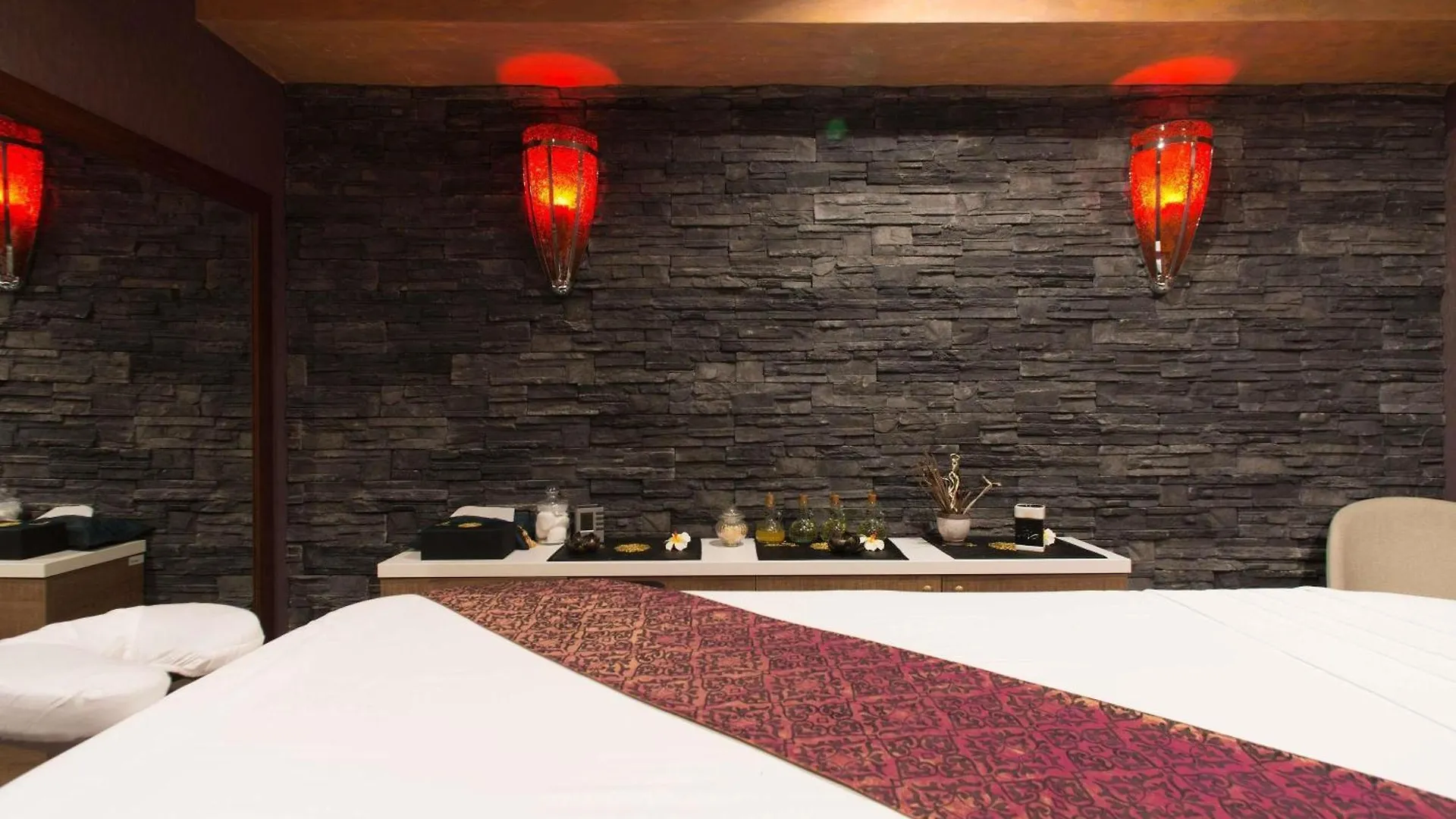 Mercure Tbilisi Old Town 4*,